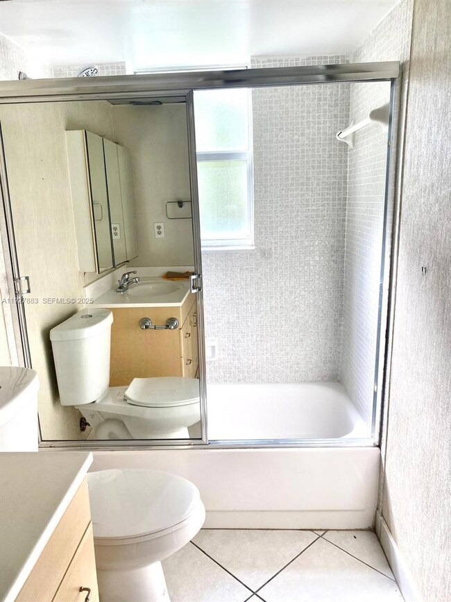 Courtyards of Broward unit 1302, North Lauderdale, FL 33068 - photo 7