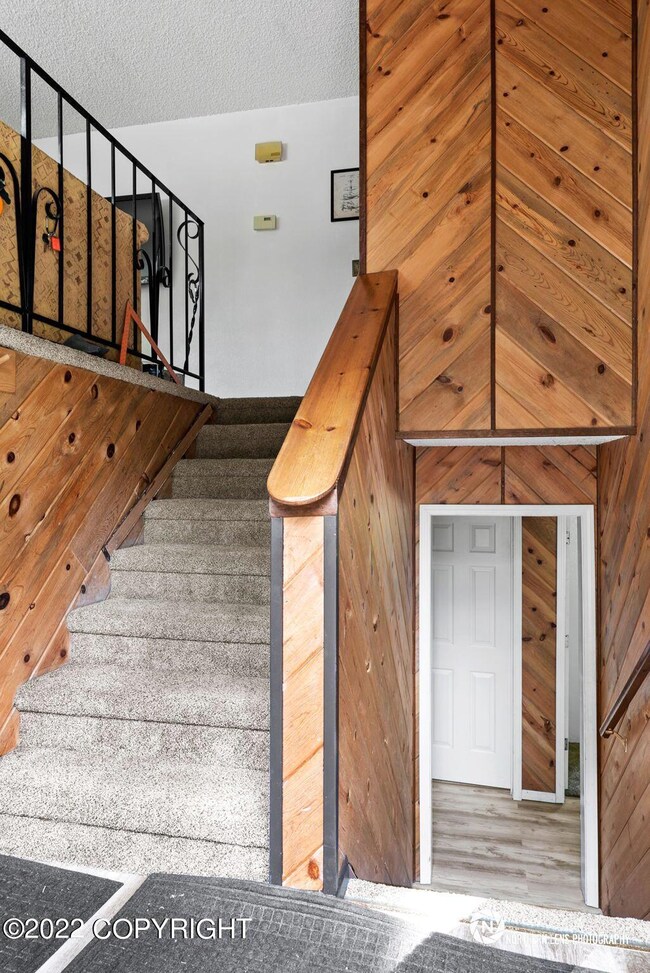 Foyer_Stairway