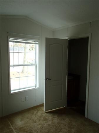 557-34 SW Cutoff unit 34, Auburn, MA 01501 - photo 3