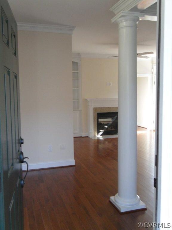 Entrance Foyer looking to Family Room