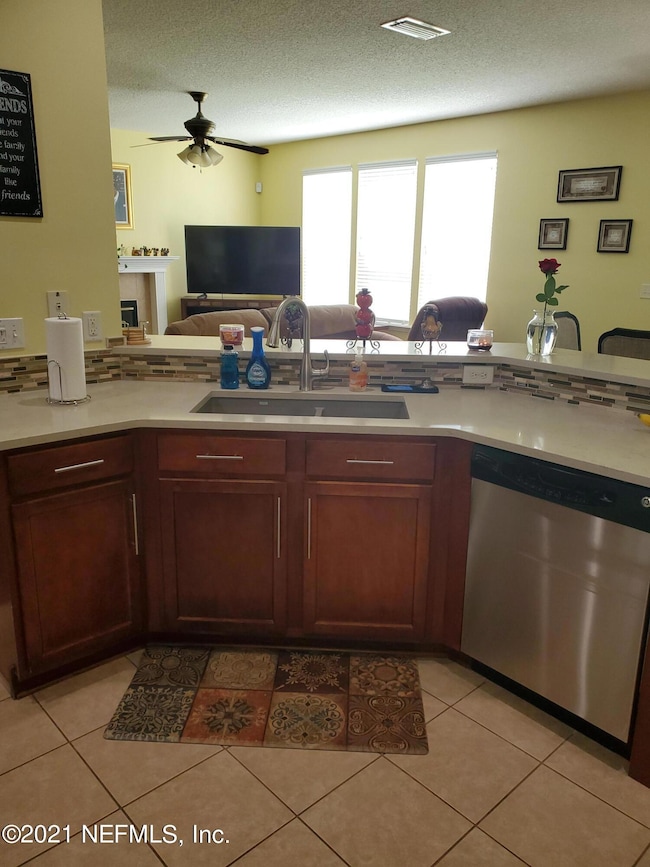 3804 Juliet Leia Cir W, Jacksonville, FL 32218 - photo 7