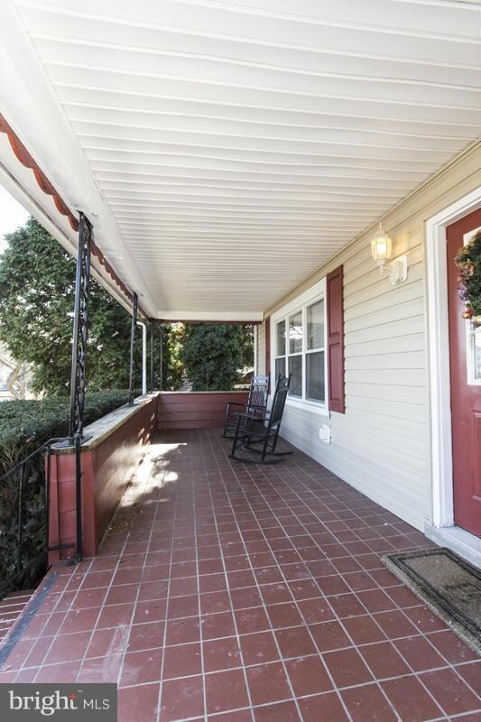 104 Centre Ave, Towson, MD 21286 - photo 3