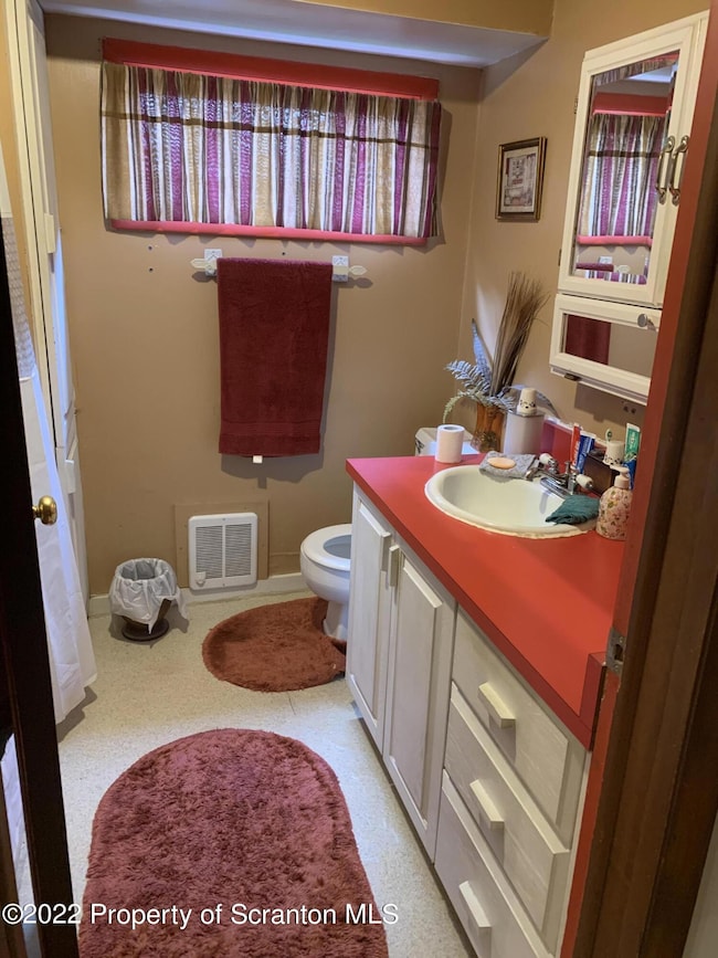 1423 Luzerne St, Scranton, PA 18504 - photo 6