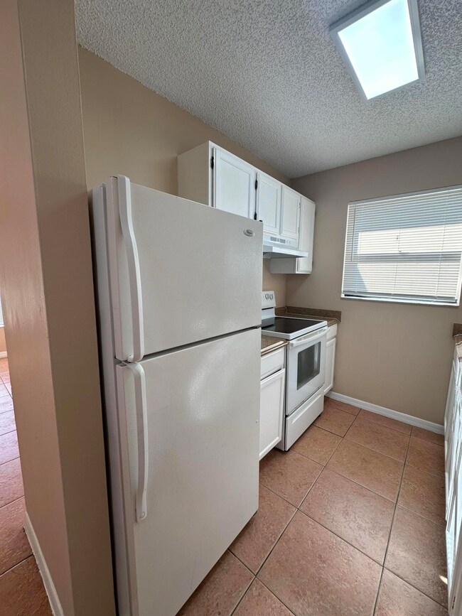 958 Louisiana Ave, Sebastian, FL 32958 - photo 7