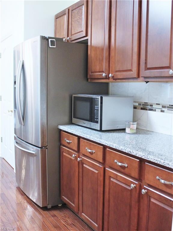 Eat in Kitchen