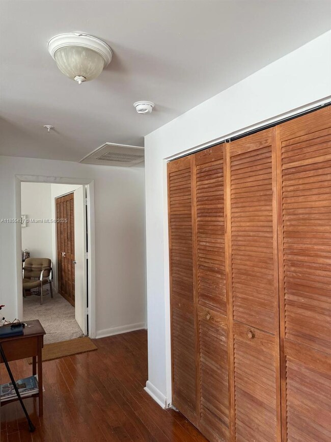 1542 Drexel Ave unit 301, Miami Beach, FL 33139 - photo 7