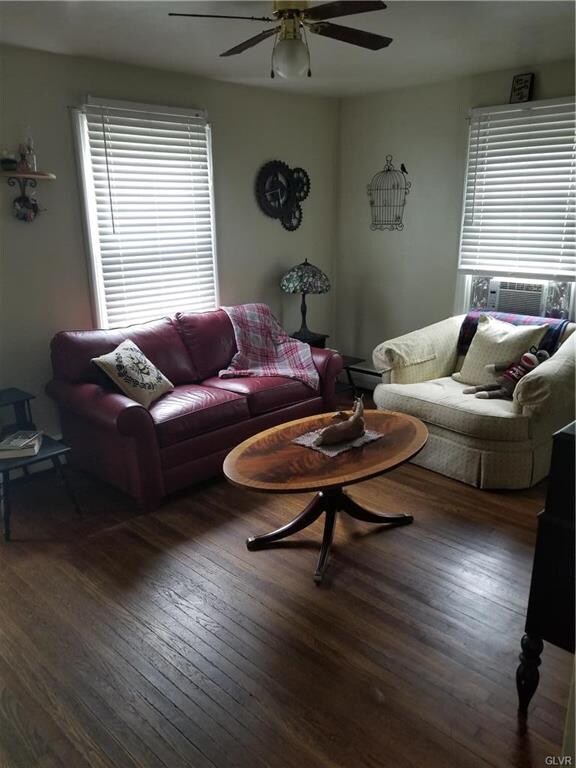 922 E Juniata St, Allentown, PA 18103 - photo 5