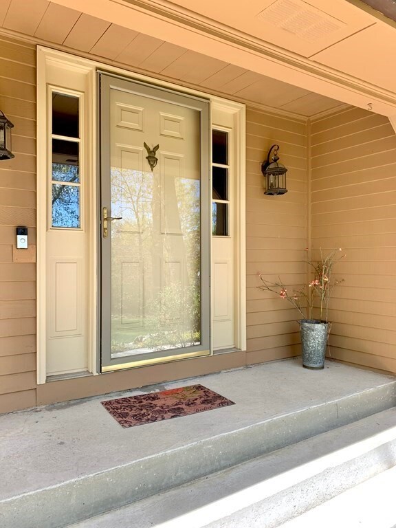 27 Avery Rd, Holden, MA 01520 - photo 2