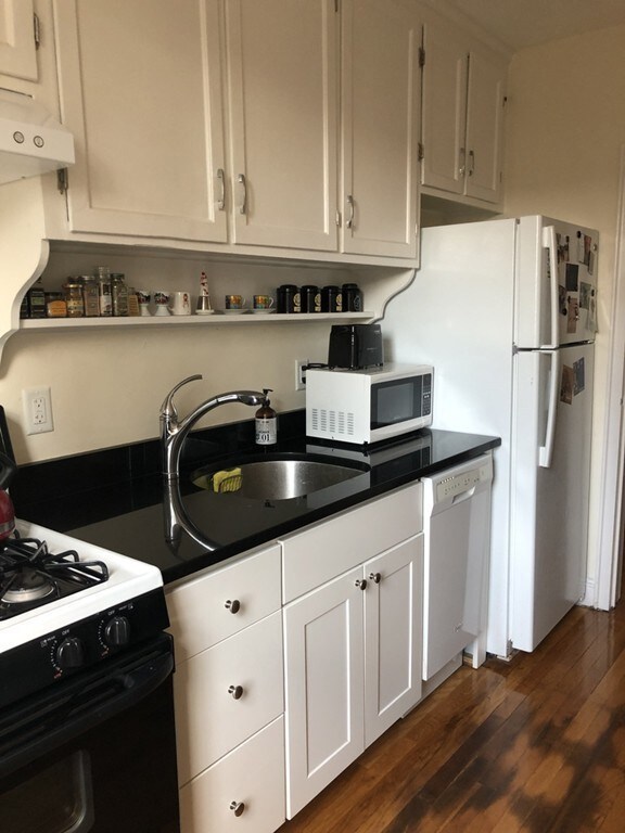 12 Ware St unit 41, Cambridge, MA 02138 - photo 6