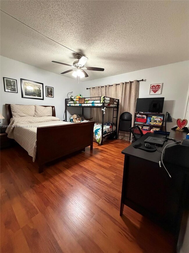 8415 SW 107th Ave unit 261W, Miami, FL 33173 - photo 5