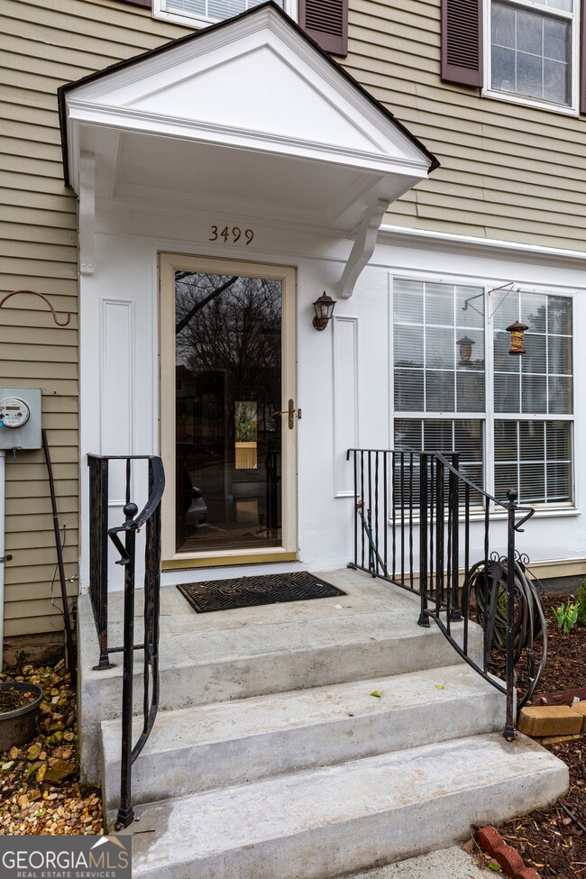 3499 Mount Vernon Cir, Atlanta, GA 30340 - photo 5
