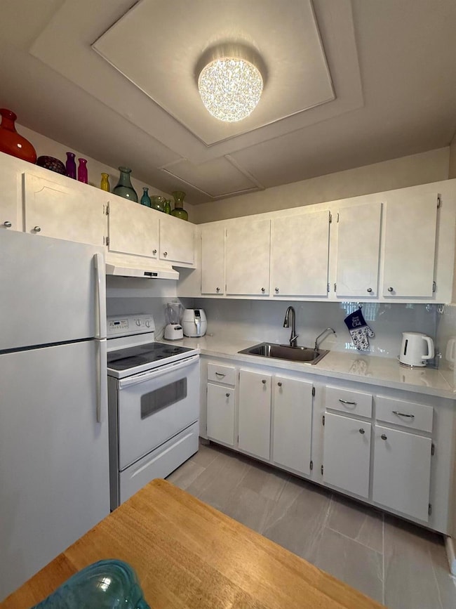 244 Suffolk F unit 244, Boca Raton, FL 33434 - photo 4