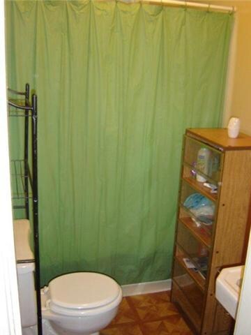 200 Woodland Dr, Shelbyville, TN 37160 - photo 3