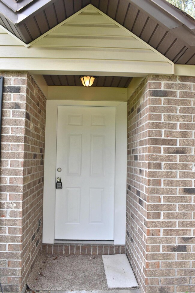 7679 Gregory Dr, Jacksonville, FL 32210 - photo 3