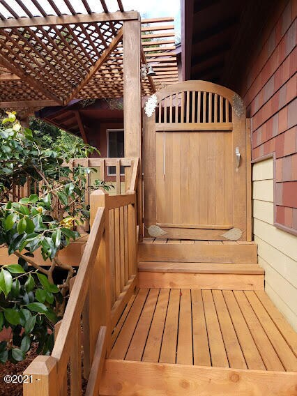 3411 SE Fleet Ave, Lincoln City, OR 97367 - photo 2