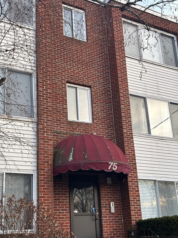 75 Colonel Bell Dr unit 77-11, Brockton, MA 02301 - photo 2