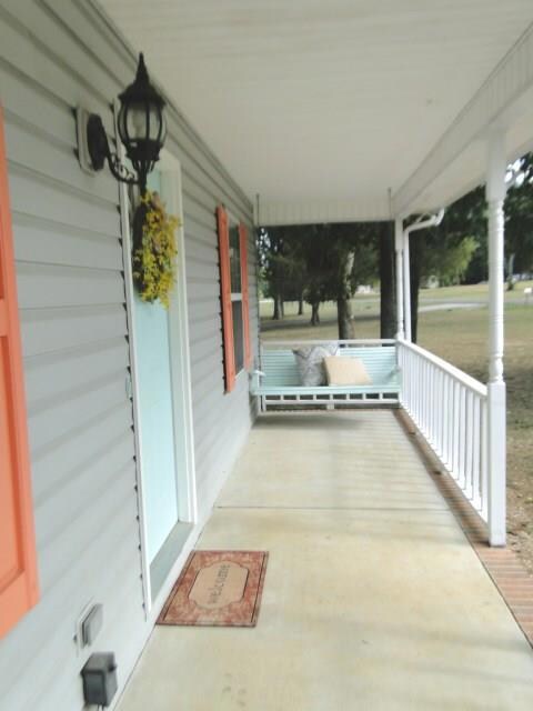 306 Cessna Ln, Shelbyville, TN 37160 - photo 2