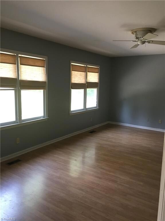 2211 Plainview Dr, High Point, NC 27265 - photo 6