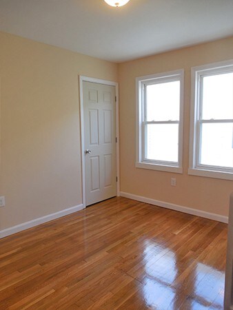 26 Sydney St unit 3, Somerville, MA 02145 - photo 4