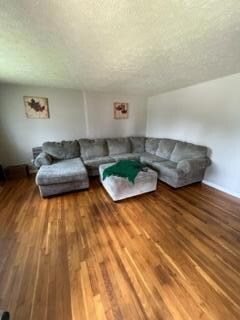 1018 Wedgewood Dr, Columbus, OH 43228 - photo 3