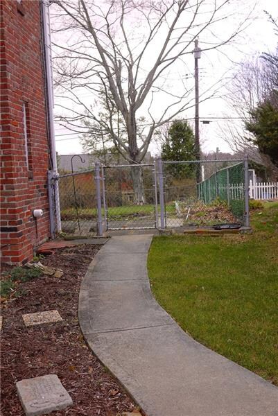 Walkway to Backyard
