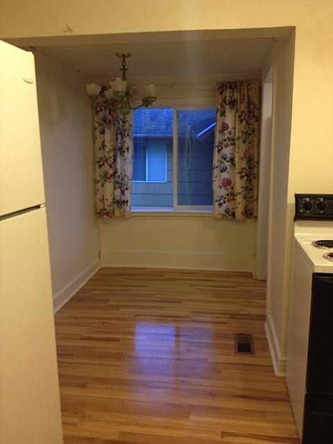 Breakfast Nook.jpg