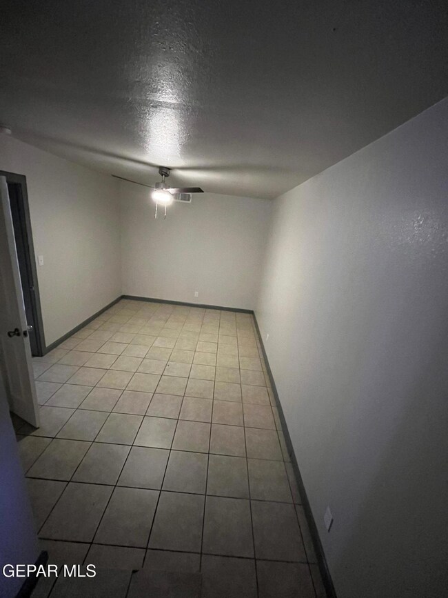 3920 Cumberland Ave unit B, El Paso, TX 79903 - photo 4