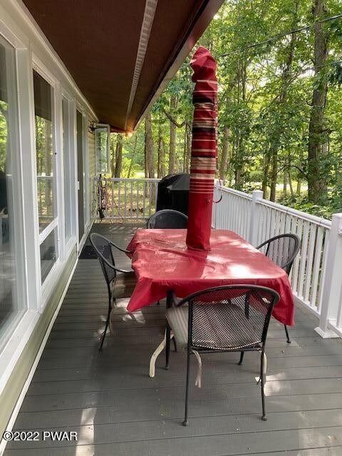 807 Tanager Ct, Lords Valley, PA 18428 - photo 2