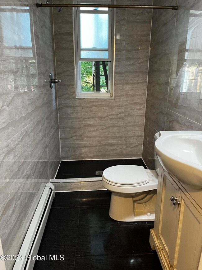 423 Hudson Ave, Albany, NY 12203 - photo 5