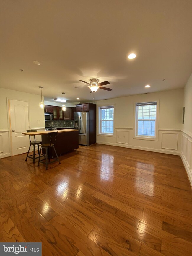 754 Park Rd NW unit 2, Washington, DC 20010 - photo 3