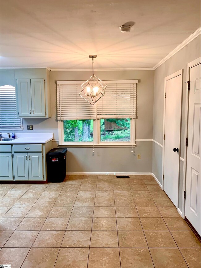 2507 Dellwood Ln, Anderson, SC 29621 - photo 4