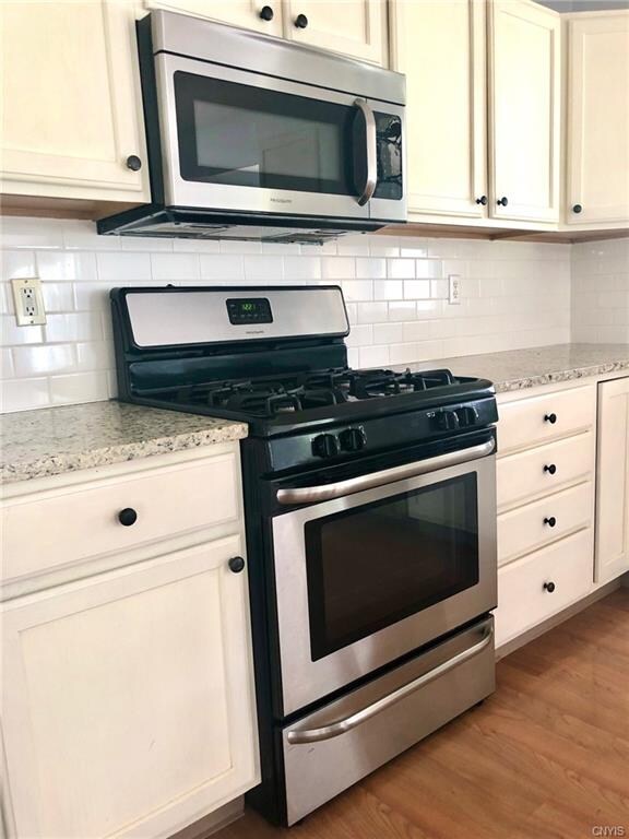 103 Bette Cir, Chittenango, NY 13037 - photo 7