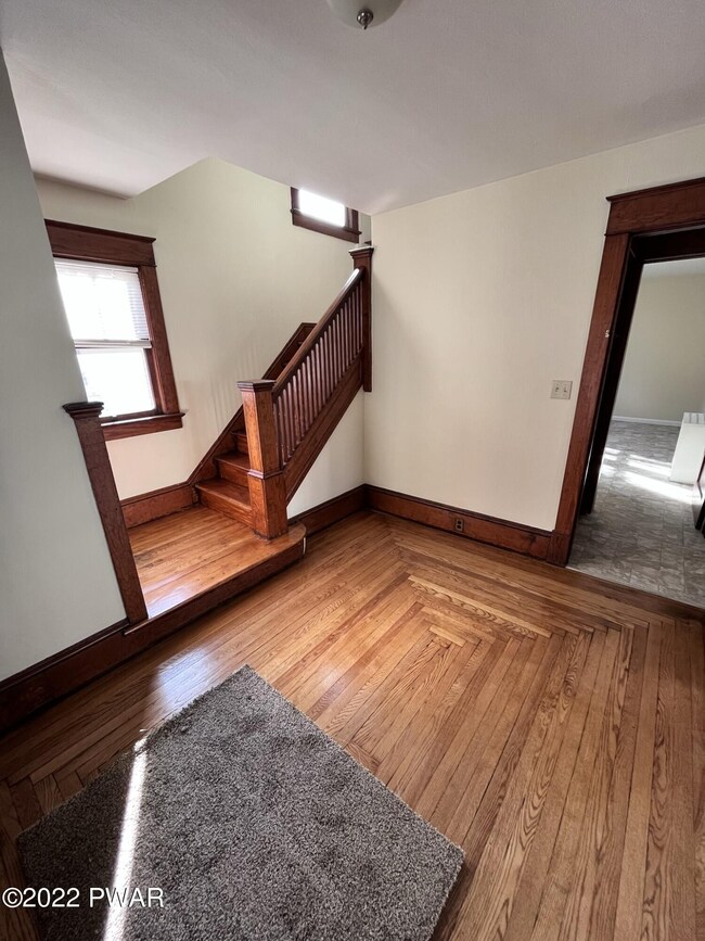 130 Willow Ave, Honesdale, PA 18431 - photo 5