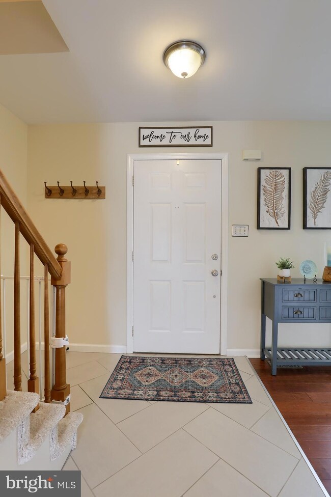 2808 Rebecca Dr, Reading, PA 19608 - photo 4