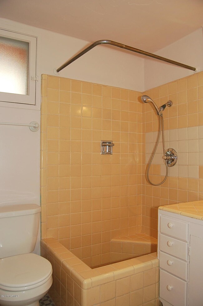 5 Camilla south house bathroom view 1