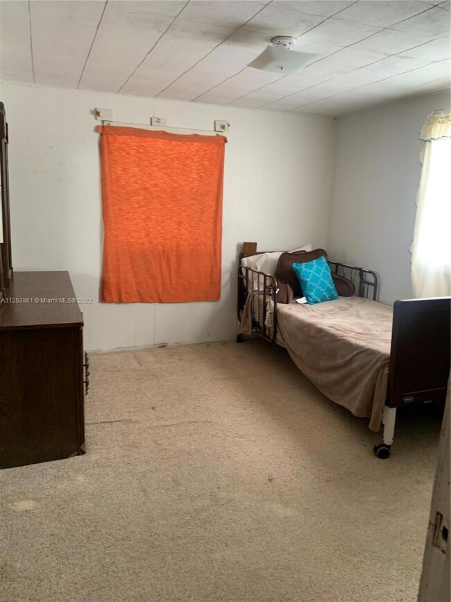 123 Bethune St, Lake Placid, FL 33852 - photo 5