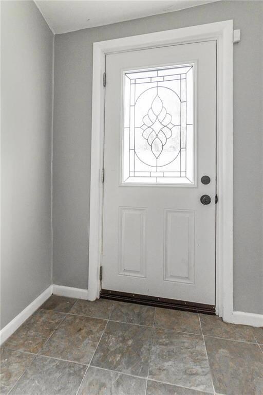 223 W Wayne St, Allentown, PA 18102 - photo 2