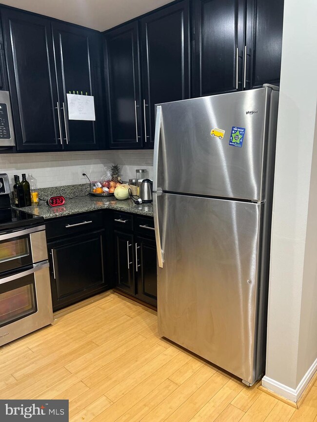 26 Tivoli Lake Ct, Silver Spring, MD 20906 - photo 7