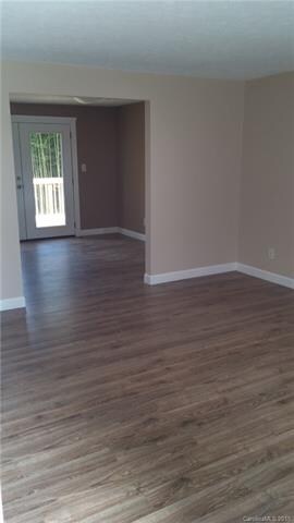 29 W Chapel Cir, Asheville, NC 28803 - photo 5