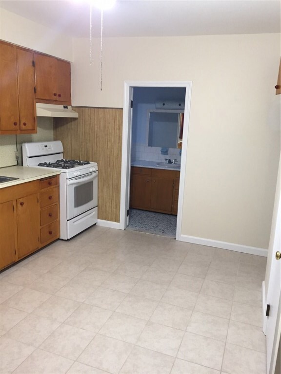 247 Main St unit 1, Warren, RI 02885 - photo 3