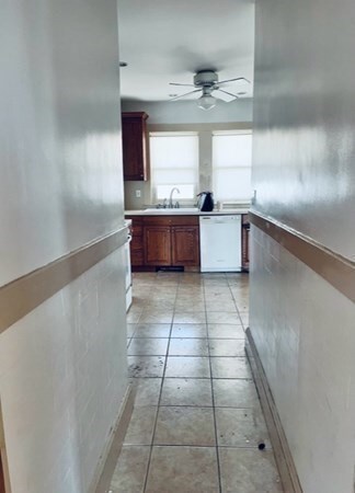 22 Melbourne Ave unit 24, Newtonville, MA 02460 - photo 5