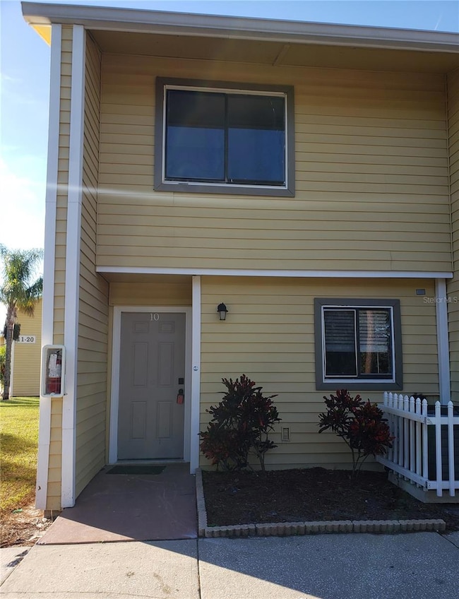 22630 Gage Loop unit 10, Land O Lakes, FL 34639 - photo 2