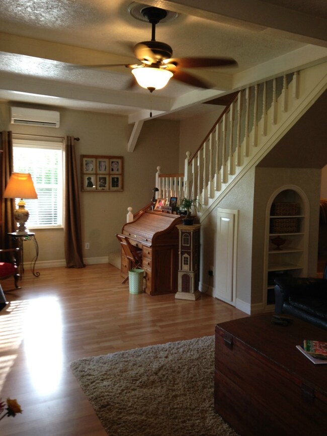 1293 Dolan St, Raymond, WA 98577 - photo 5