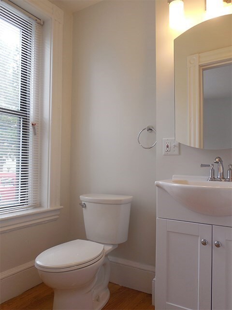 40 Cedar St unit 1R, Somerville, MA 02143 - photo 5