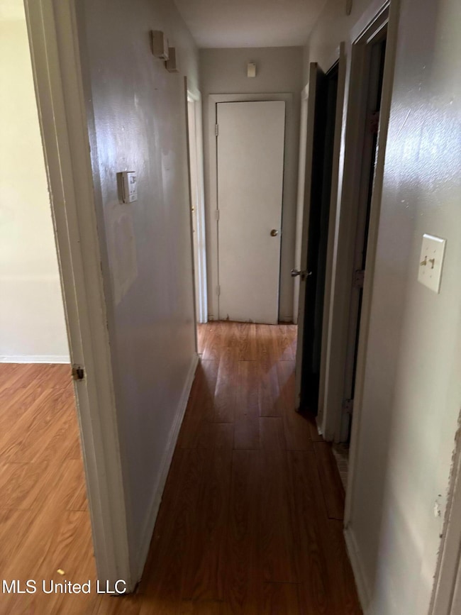 332 N Flag Chapel Rd, Jackson, MS 39209 - photo 5