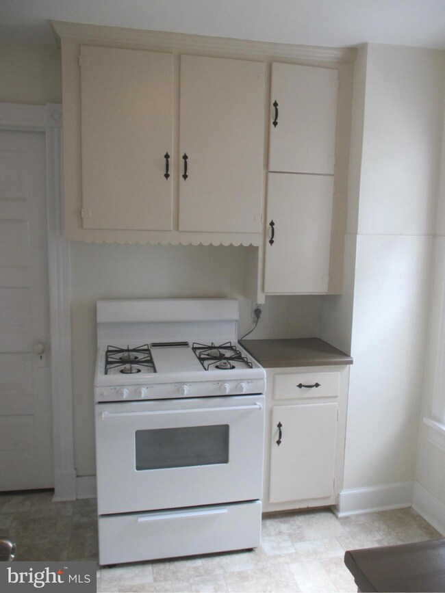 38 Webster St, Westminster, MD 21157 - photo 2