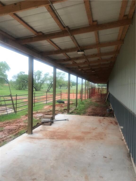 19967 E 1070 Rd, Elk City, OK 73644 - photo 7