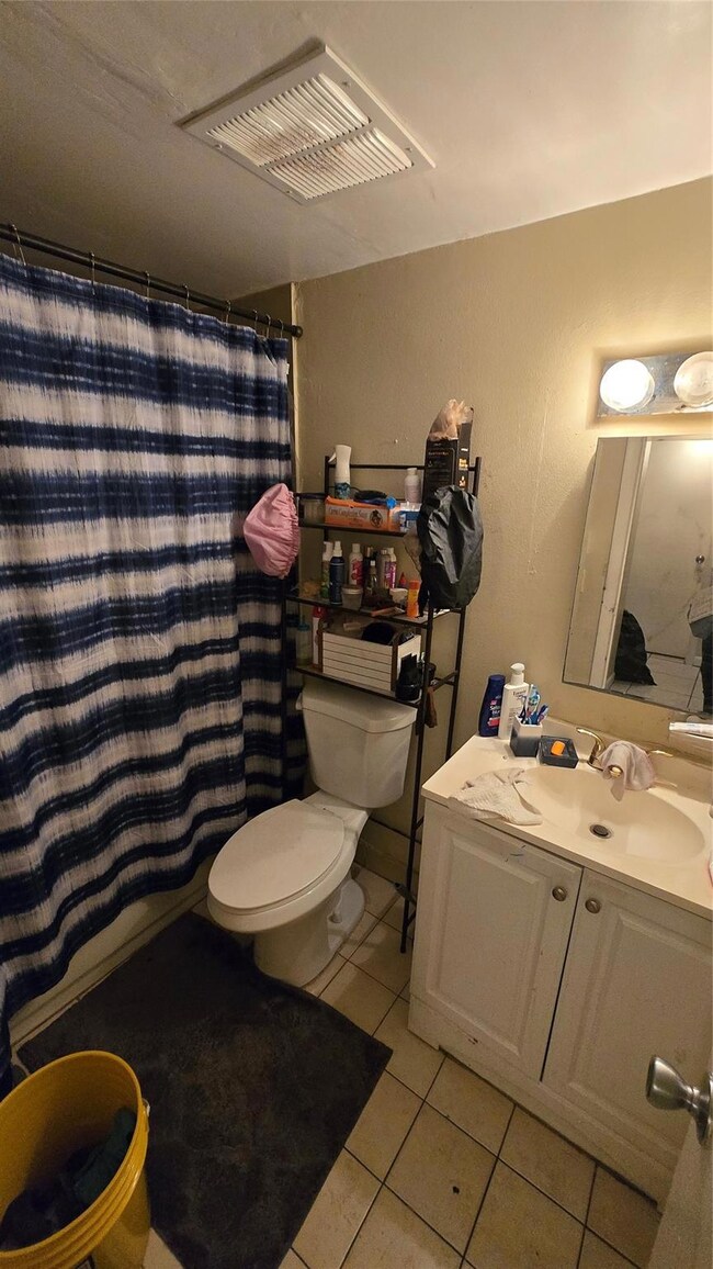 3600 NW 21st St unit 313, Lauderdale Lakes, FL 33311 - photo 6