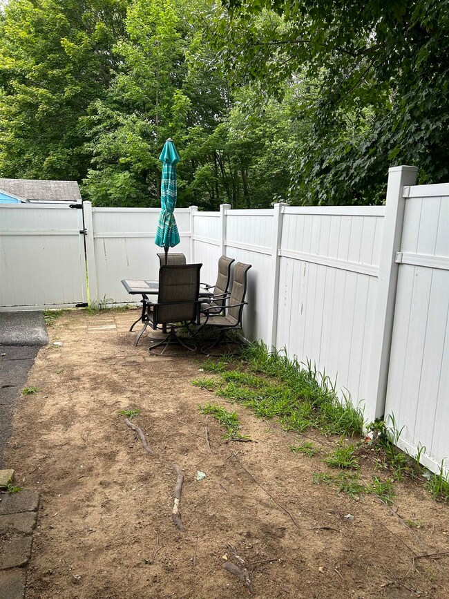 26 Melendy Rd unit 2, Milford, NH 03055 - photo 6