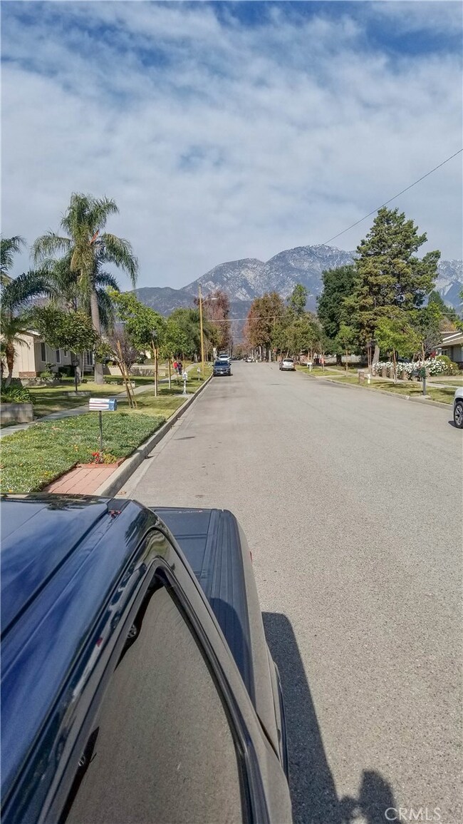 1659 N 2nd Ave, Upland, CA 91784 - photo 7